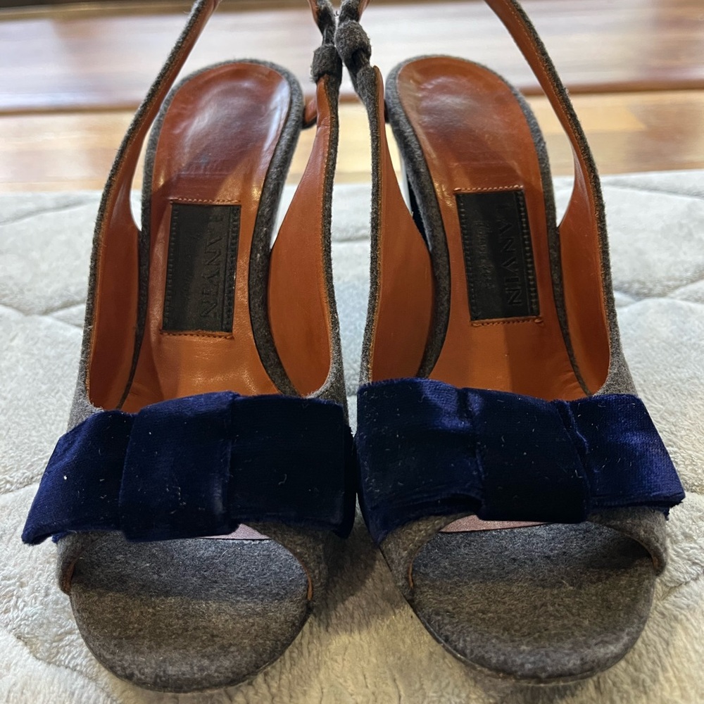 Elegant Lanvin Gray and Blue Women's Heels